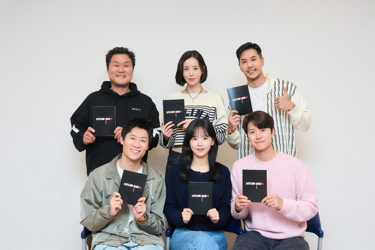 The main cast announced for the film “Maris en action”