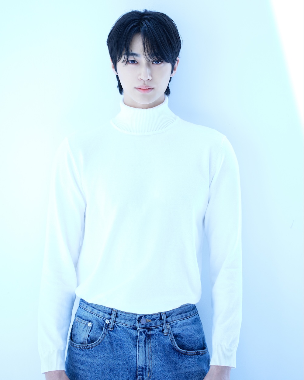 Byeon WOO-SENO CAST in the drama of Netflix “Solo Staleling”